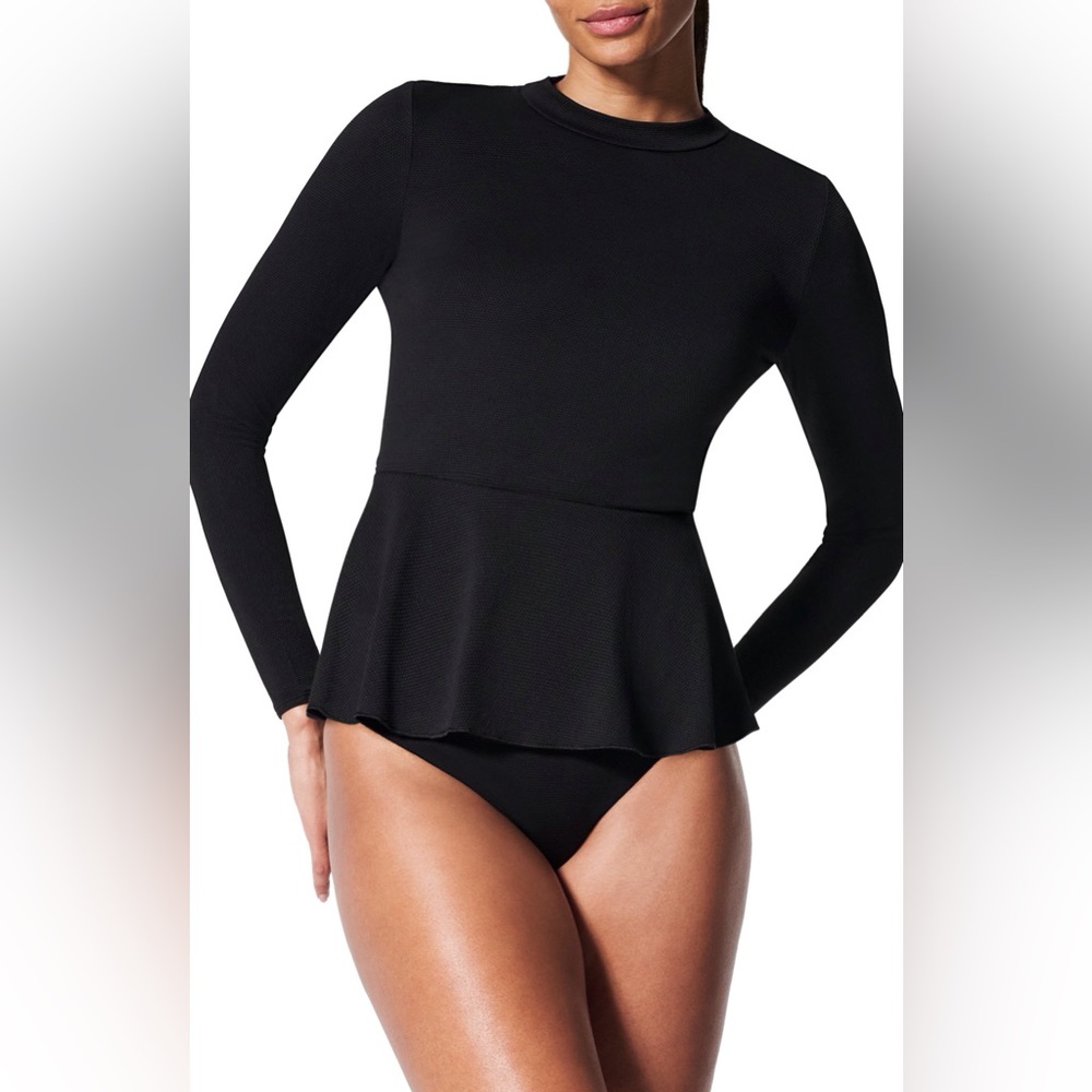 Spanx Pique Long Sleeve Peplum Rash-Guard Top in Very Black Size XL.